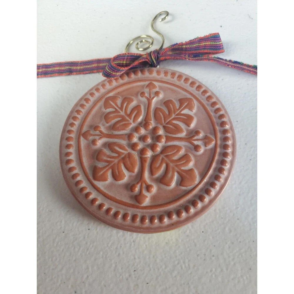COOKIE PRESS XMAS ORNAMENT DEMDACO FOLIAGE STONEWARE BY TIGUE & TURNER RECIPE